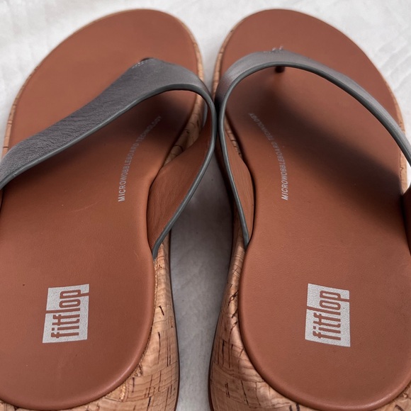FitFlop Metallic F-mode Leather/Cork Flatform Sandals - Picture 5 of 11